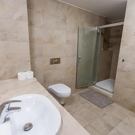 In-out * 도노발리