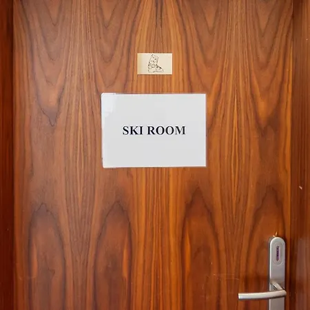 In-out * Donovaly